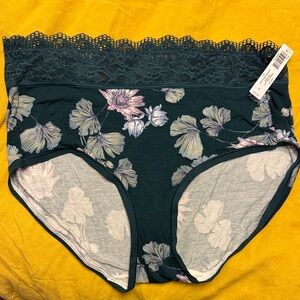 Soma XL Floral Lace Trim Women's Briefs NWT